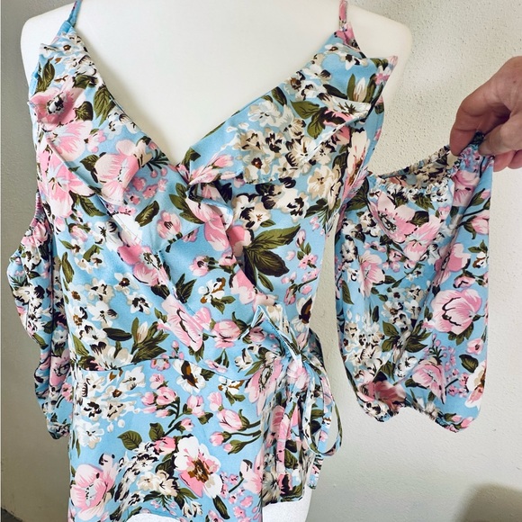 Floral Blue and Pink Women's Top - Picture 5 of 8